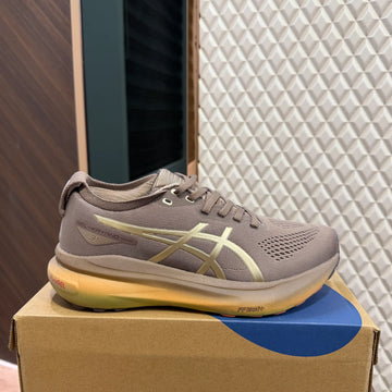 GEL KAYANO 31 - LUXE