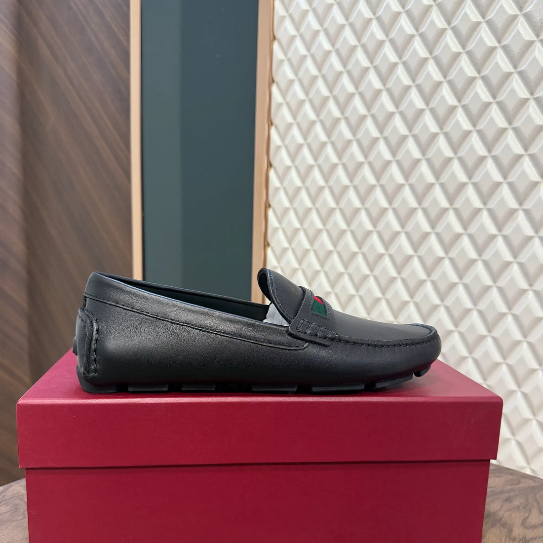 GUCC LEATHER LOAFER - BLACK (G003)