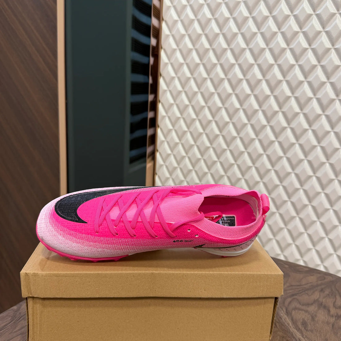 MERCURIAL VAPOR TURF - HYPER PINK