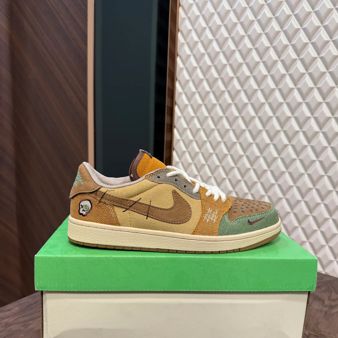 AJ 1  LOWS - ZION