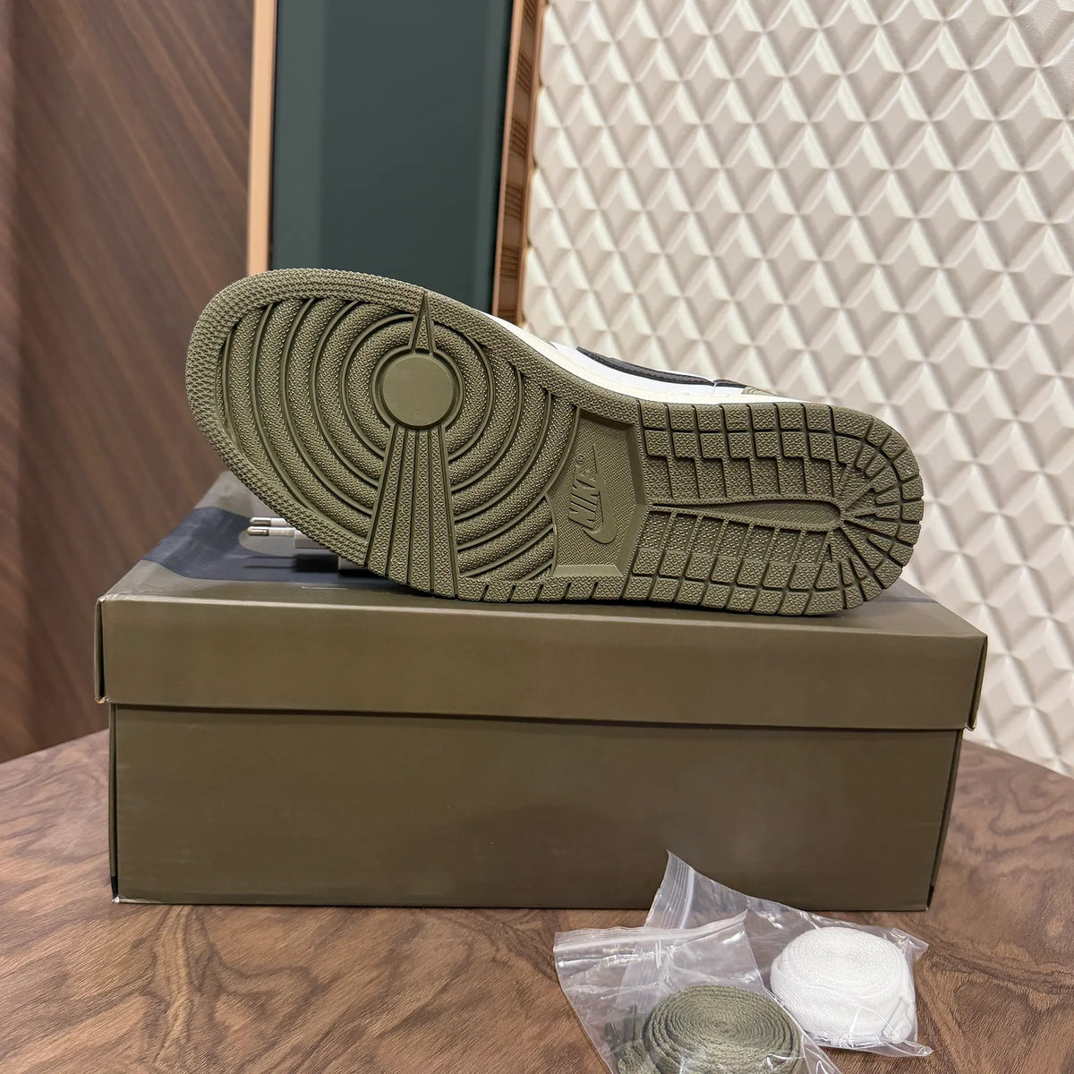 Aj 1 Lows - Medium Olive 2026