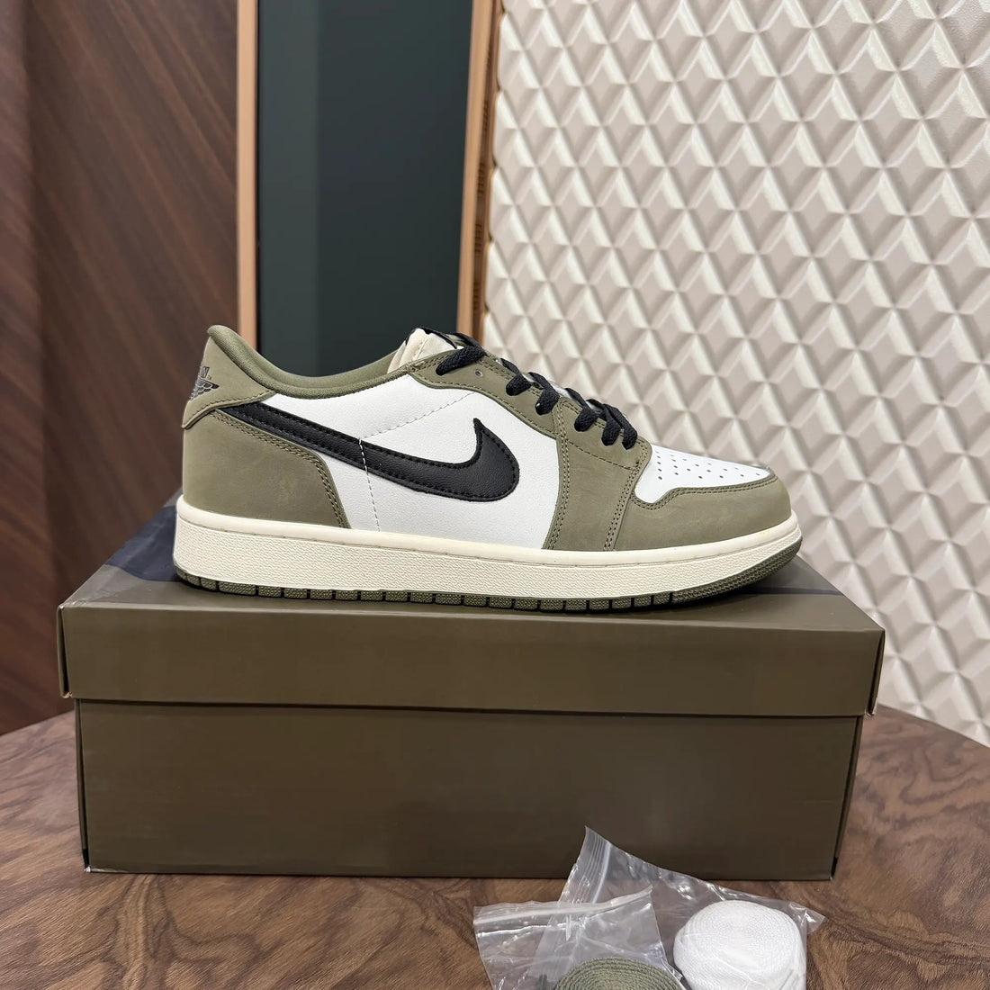 Aj 1 Lows - Medium Olive 2026