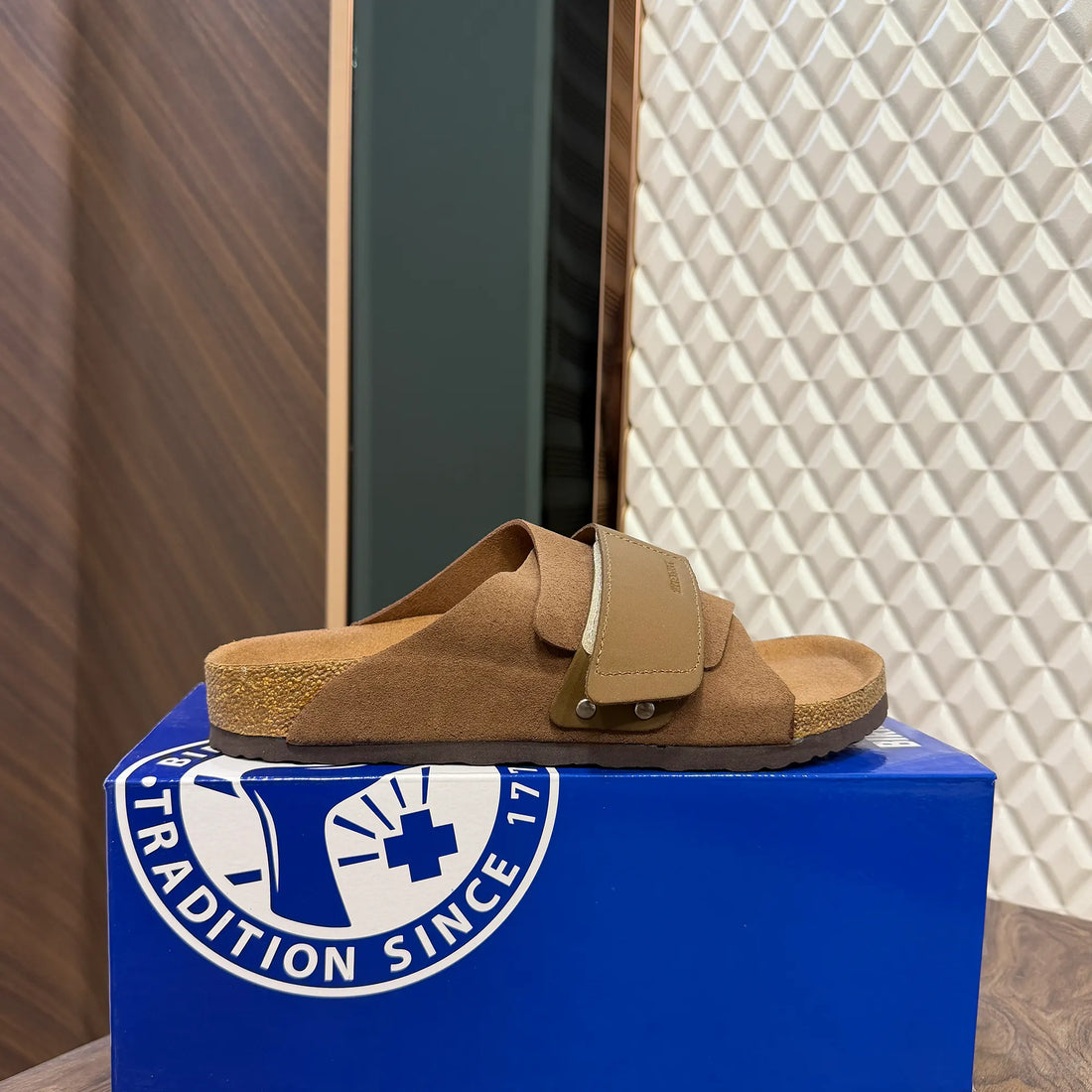 BST SLIDE - COFFEE (WITH BOX)