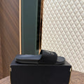 CLOUDFOAM SLIDES - ADI LOGO BLACK (SUEDE)