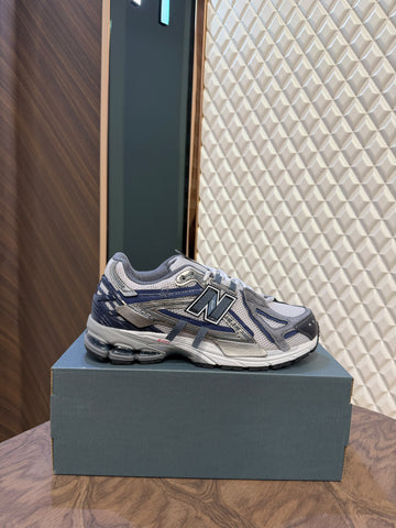 NB 1906A - GRAPHITE MAGIC BLUE