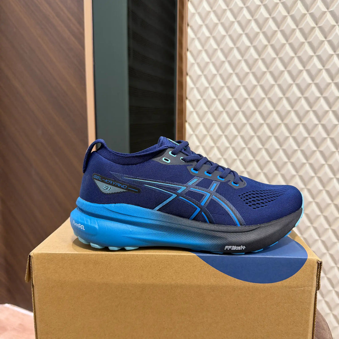 Gel Kayano 31 Digital Aqua Runners For Men