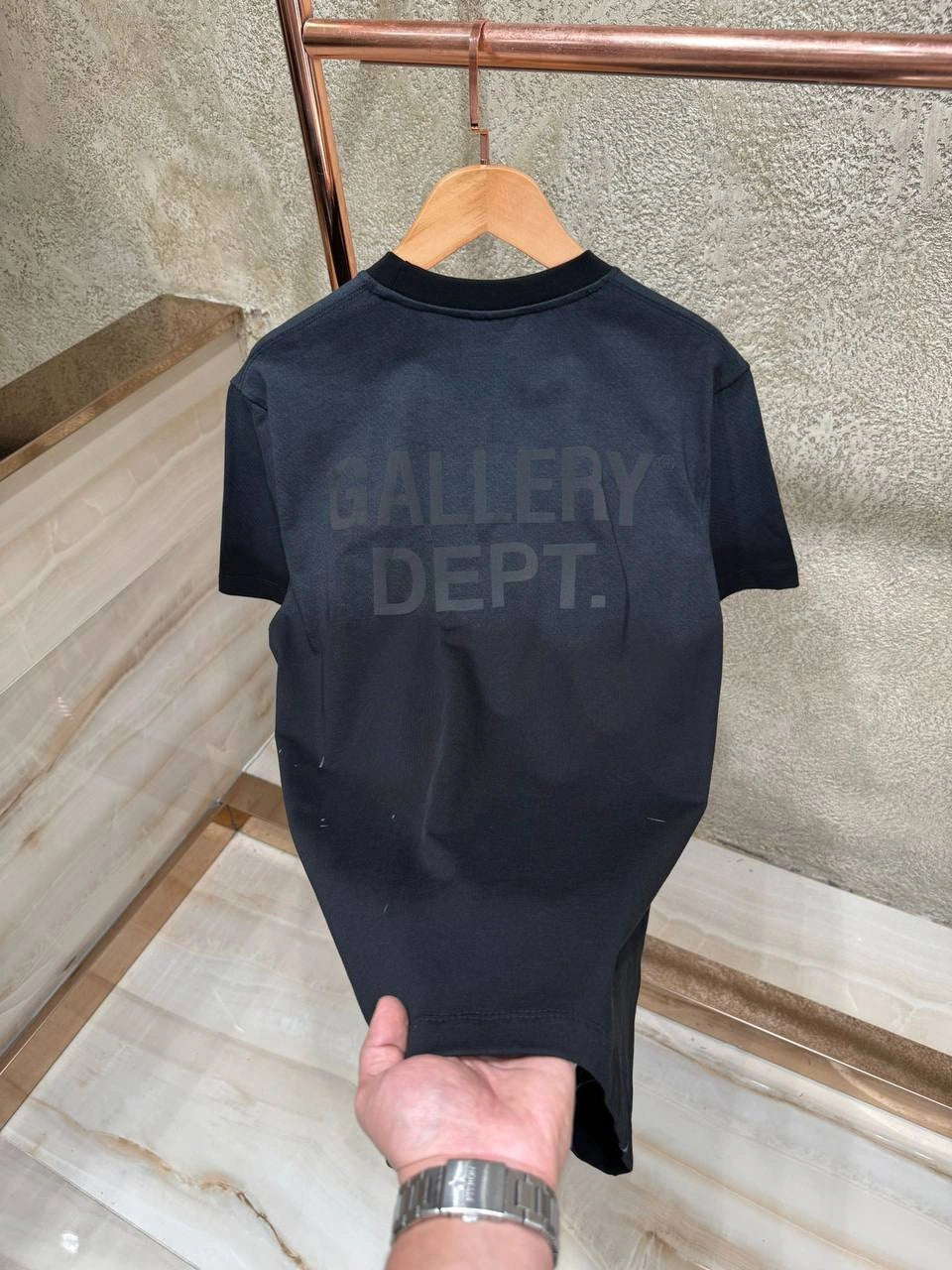 Gallery Dept T-shirt - Black (JU 155)