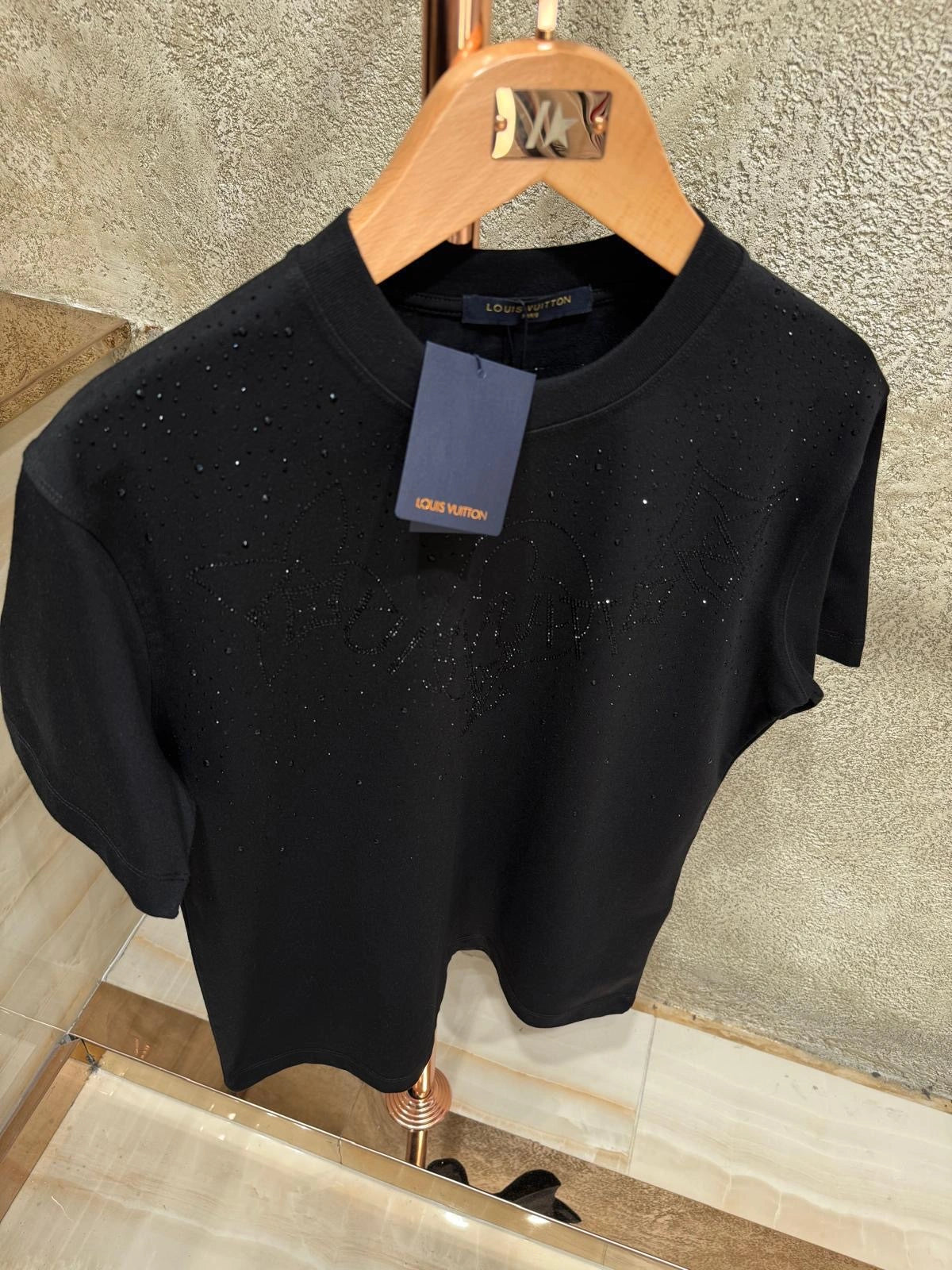 LOUI T-shirt - Black (JU 213)