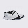 ONCLOUD X 4 - WHITE BLACK