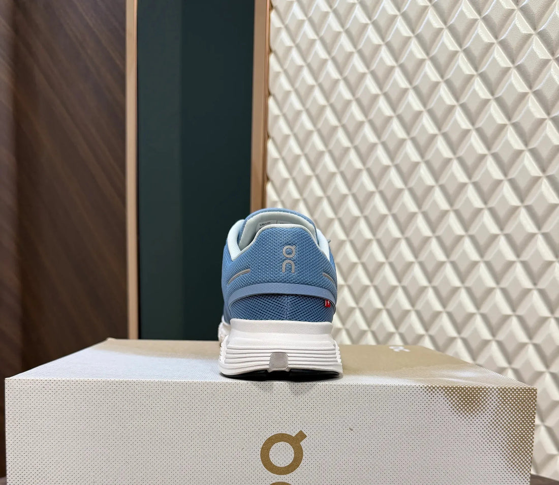 ON CLOUD 6 - CHAMBRAY WHITE