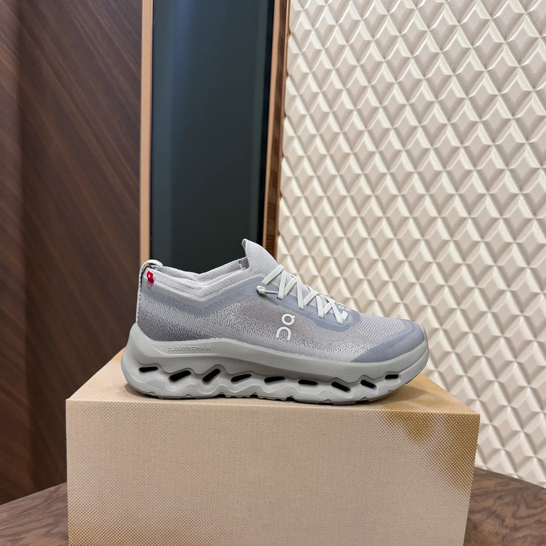 Oncloud Tilt Moon - Glacier Alloy