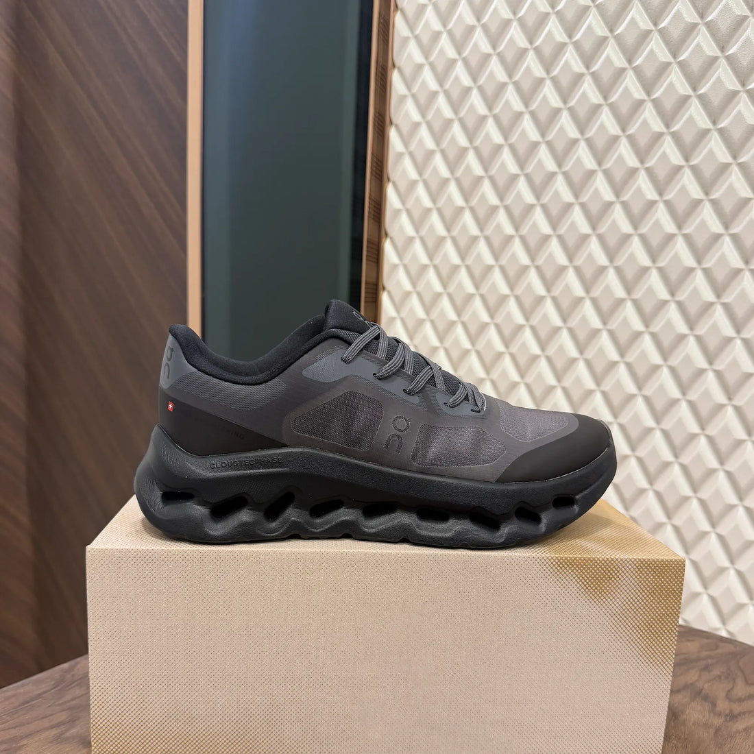 Oncloud Tilt Remix Core Black Sneakers For Men