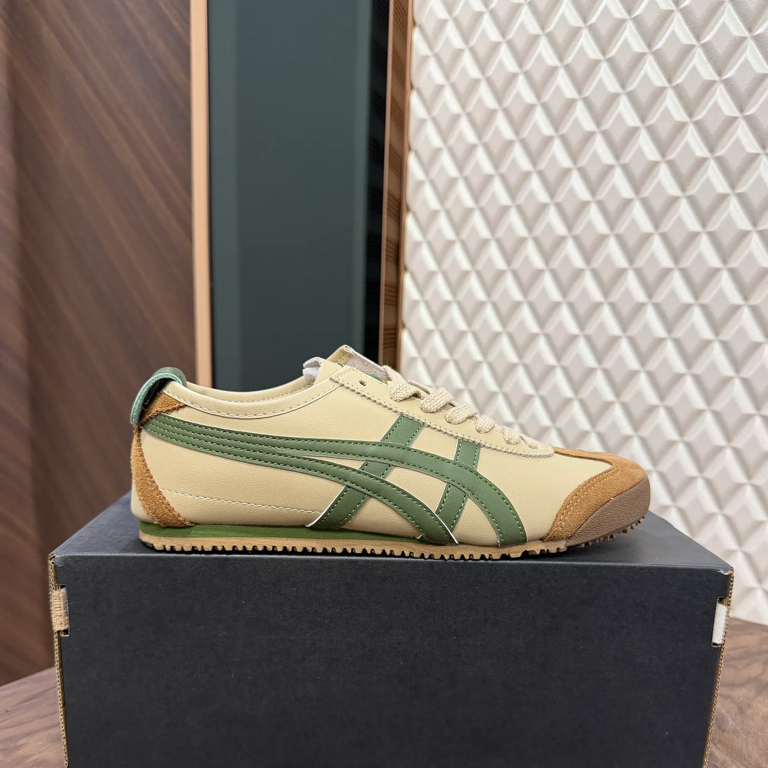 Onitsuka Tiger Mexico 66 Beige Grass Sneakers For Men