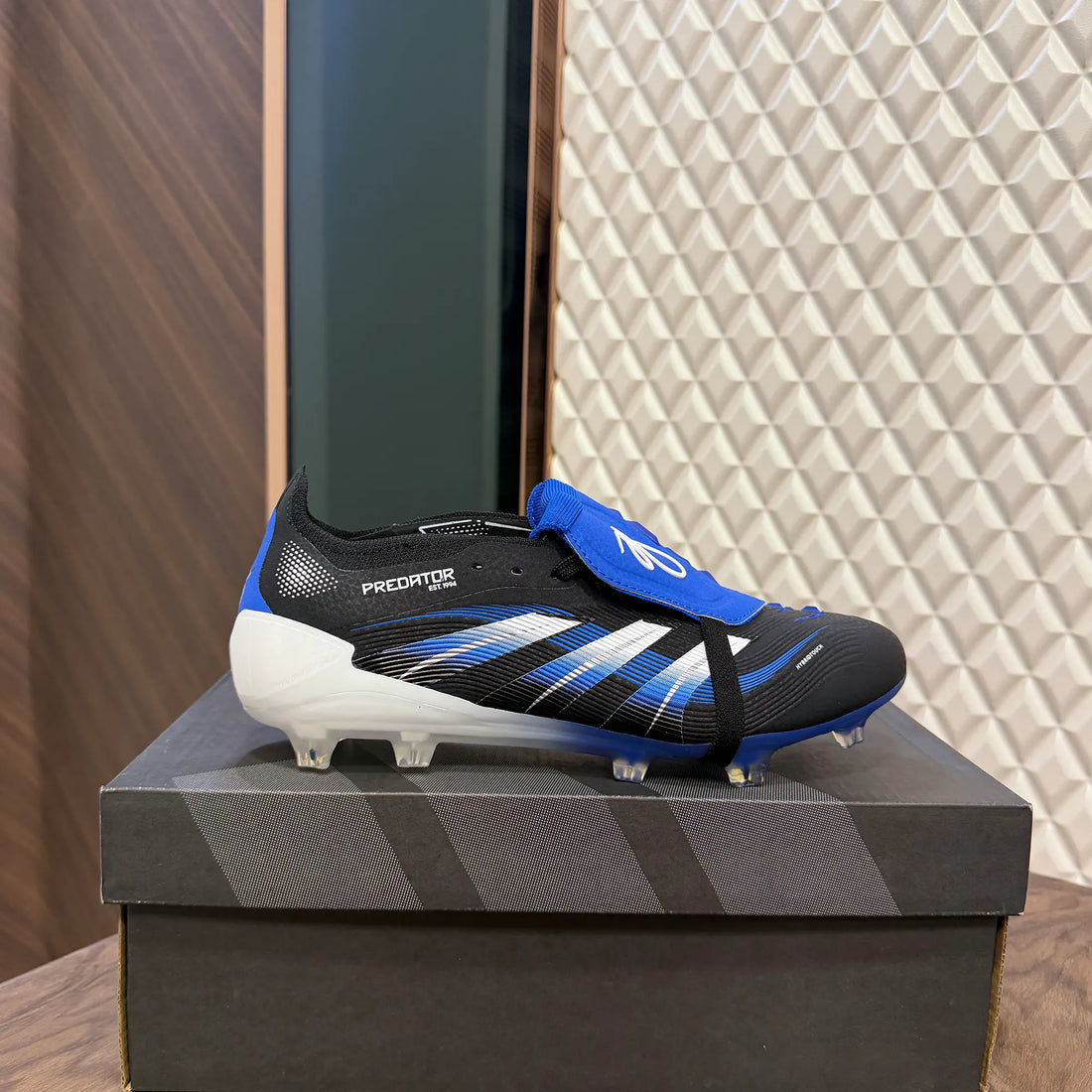 Predator Elite - Glory Blue