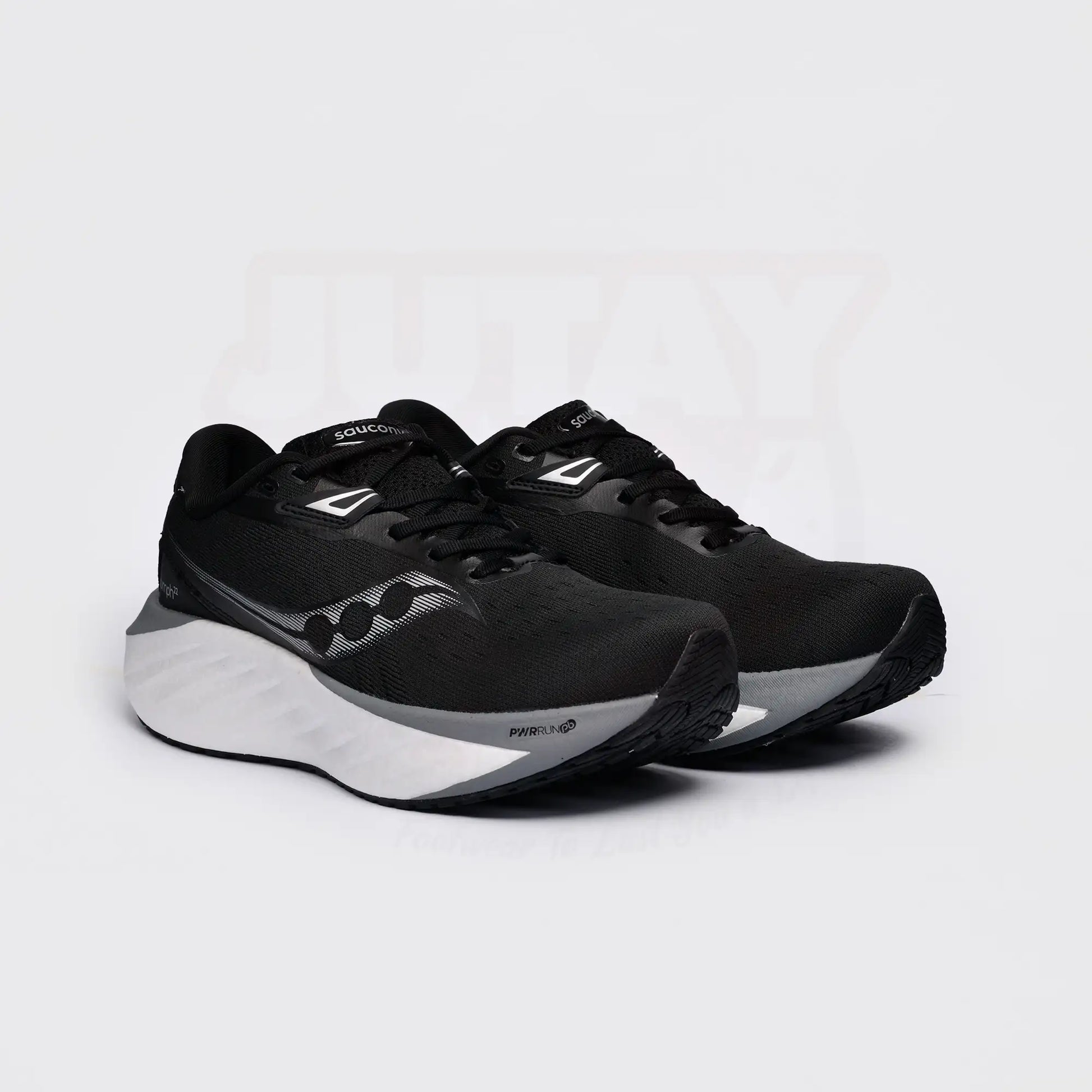 SAUCONY TRIUMPH 22 - BLACK