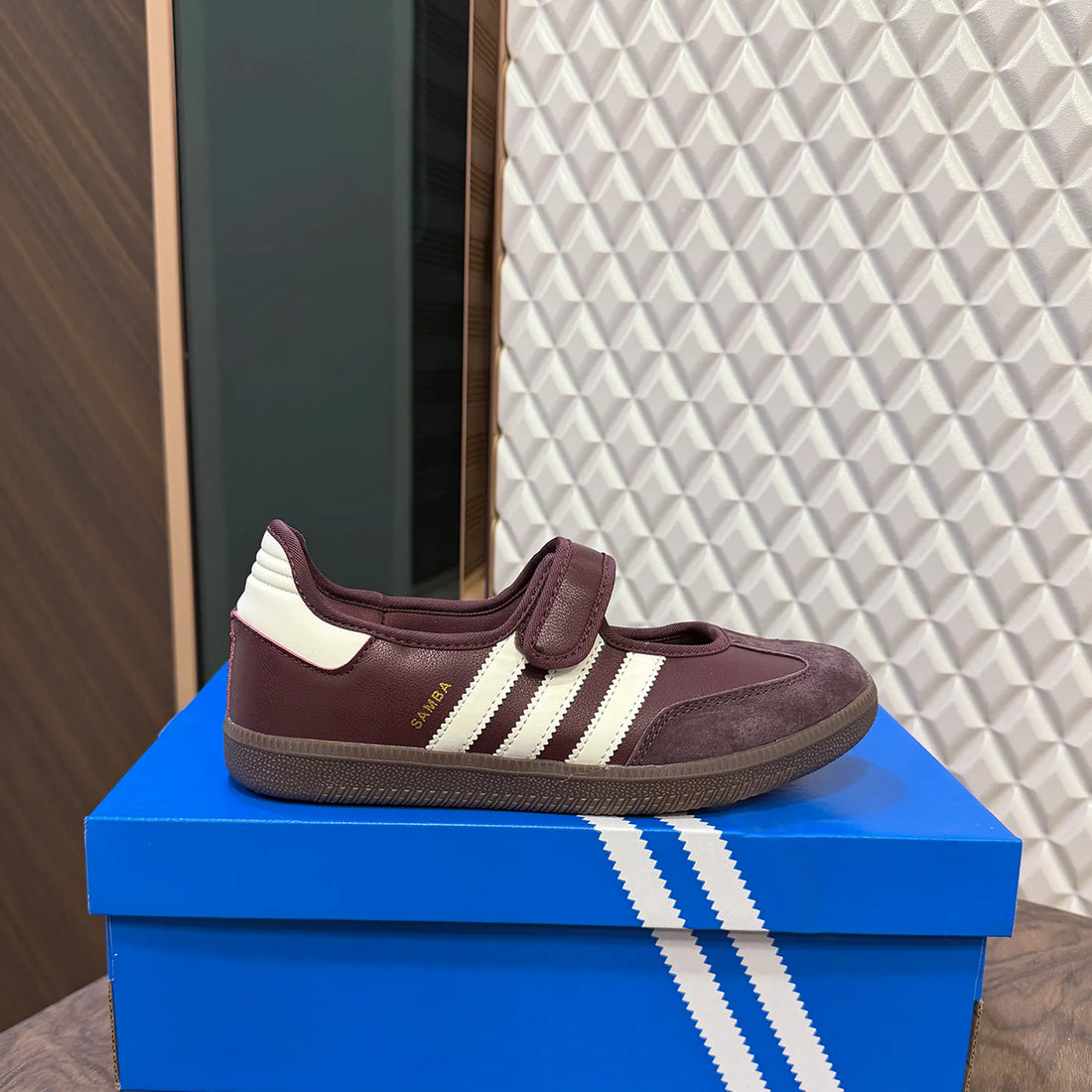Samba Jane Burgundy Runners For Women
