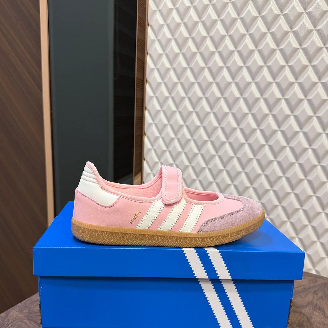 Samba Jane Pink Sneakers For Women