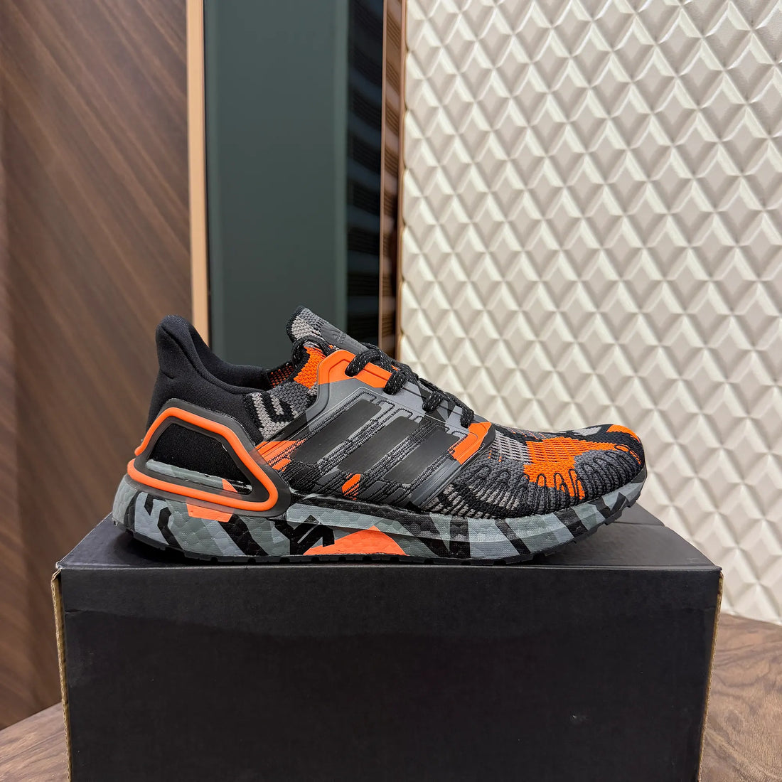 ULTRABOOST 20 - GEOMETRIC PACK
