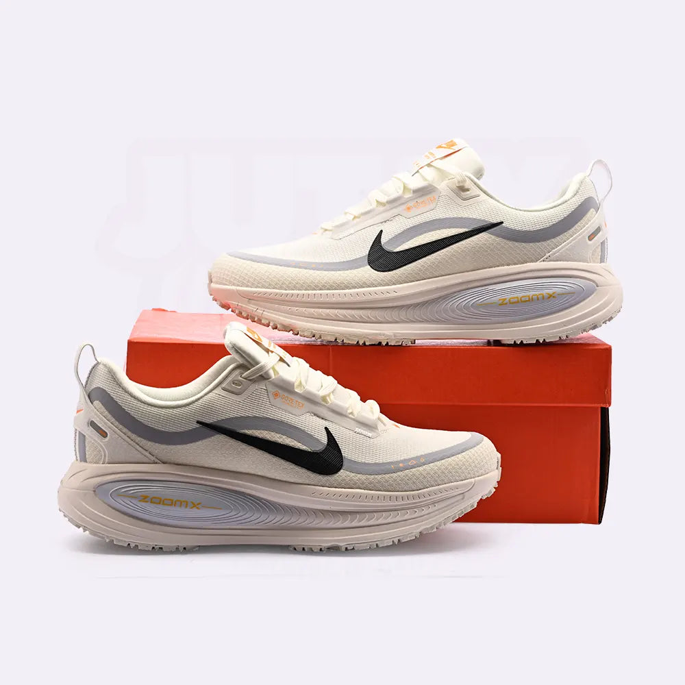 Vomero 18 Wp - Pale Ivory