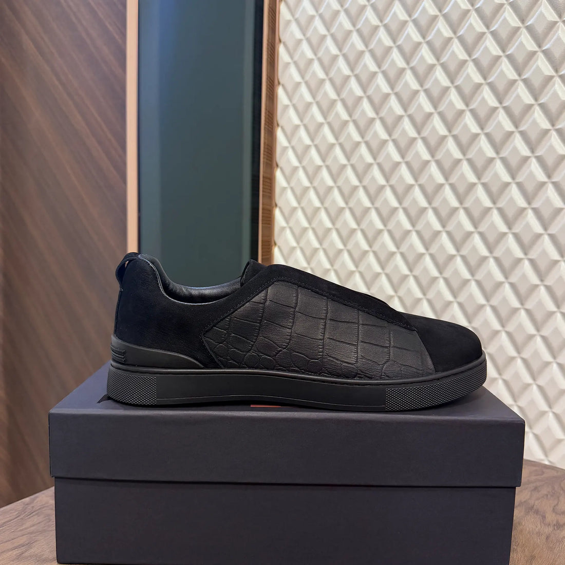 Zegn Triple Stitch Black Suede