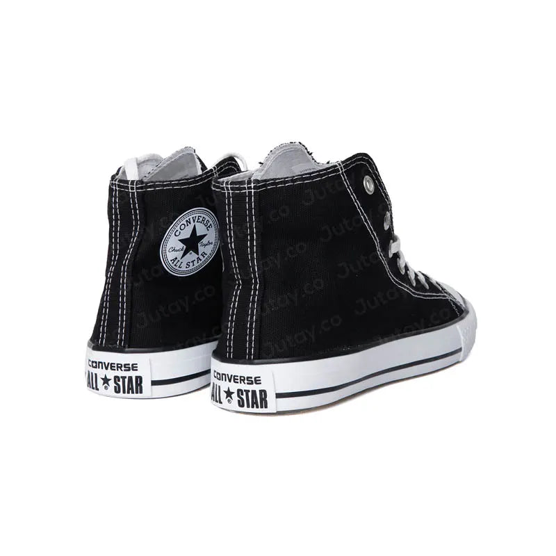 Converse on sale shoes pakistan